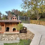 Laci Tirana